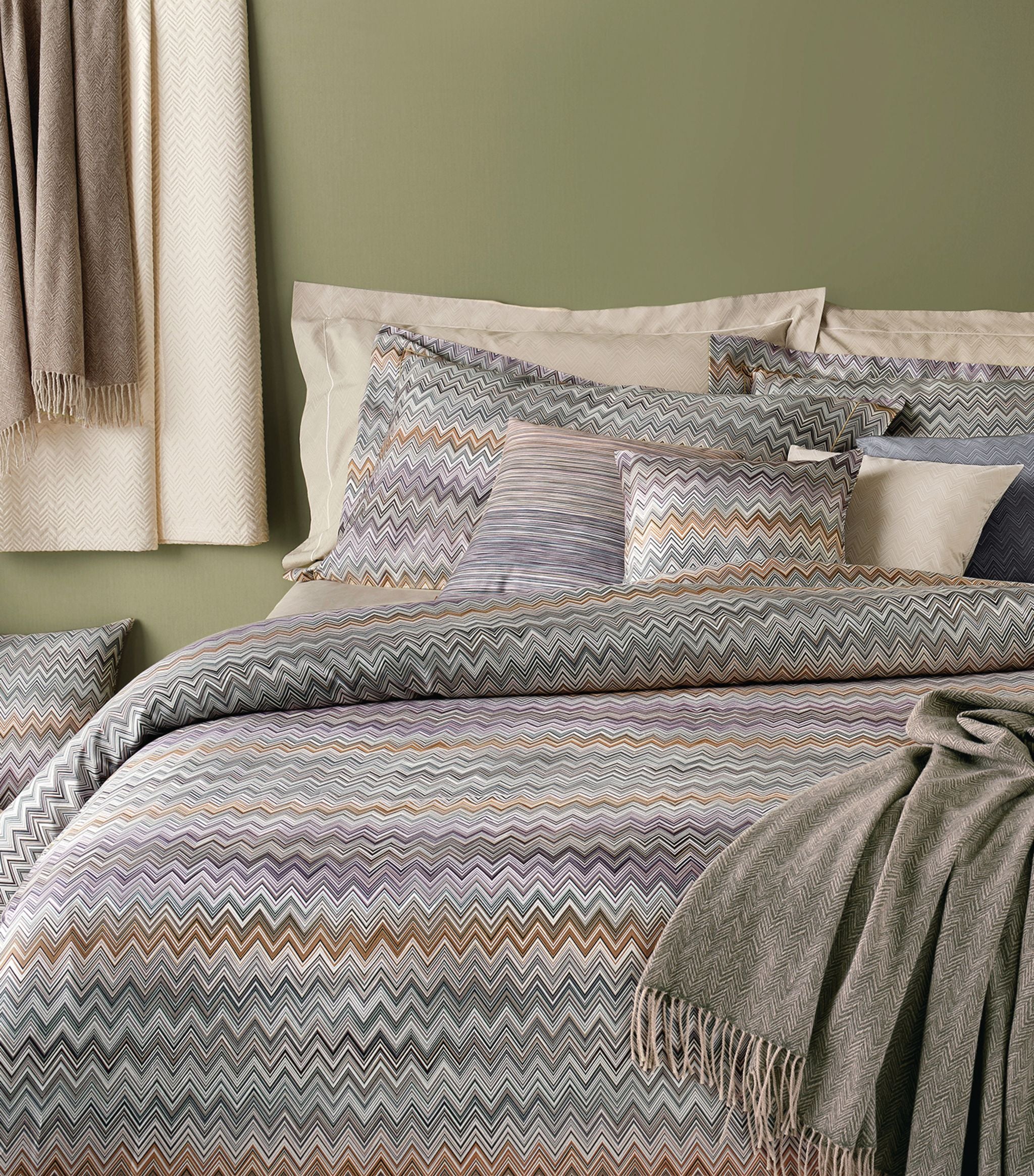 John King Duvet Cover (230cm x 220cm) GOODS Harrods   