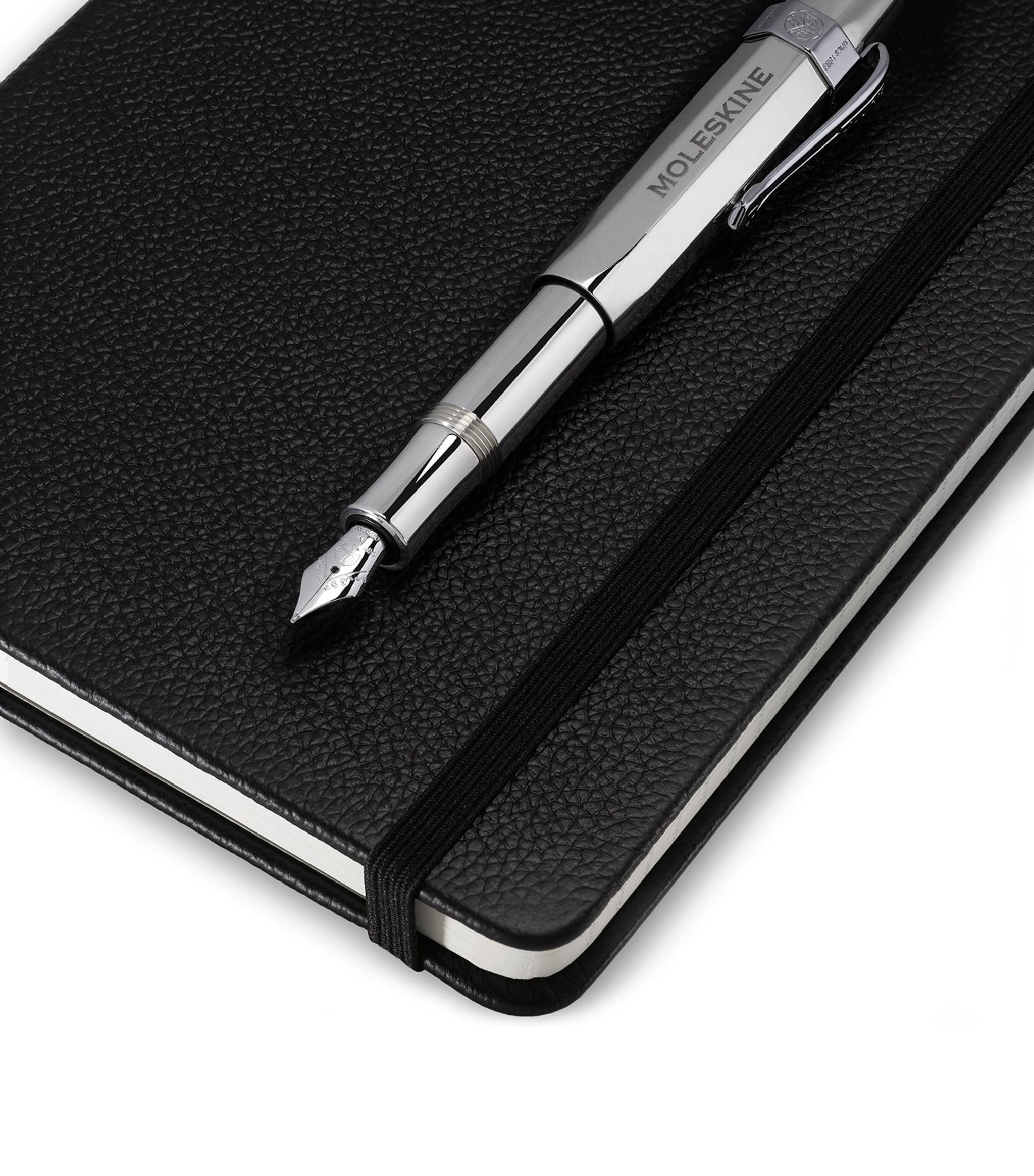 Le Duo Ecriture Fountain Pen and Notebook Set GOODS Harrods   