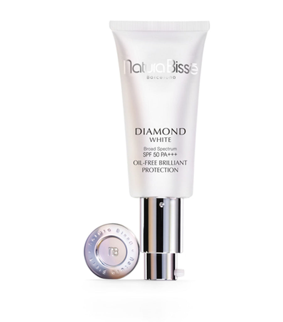 Diamond White SPF50 PA+++ Oil Free