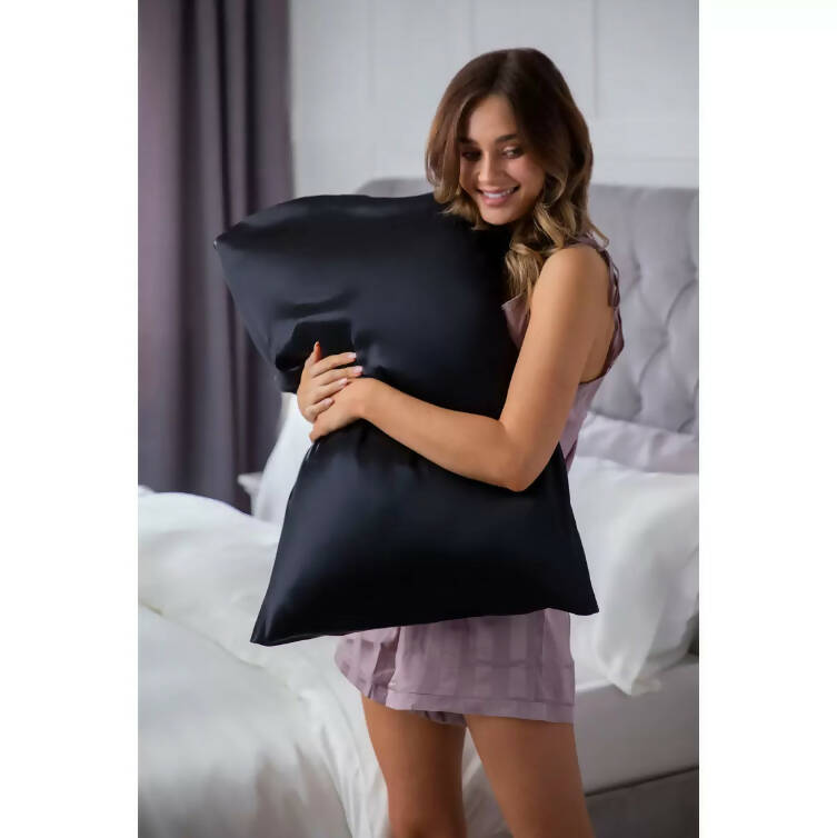 Cocoonzzz Silk Pillowcases - Keep Your Mane Flawless with Cocoonzzz
