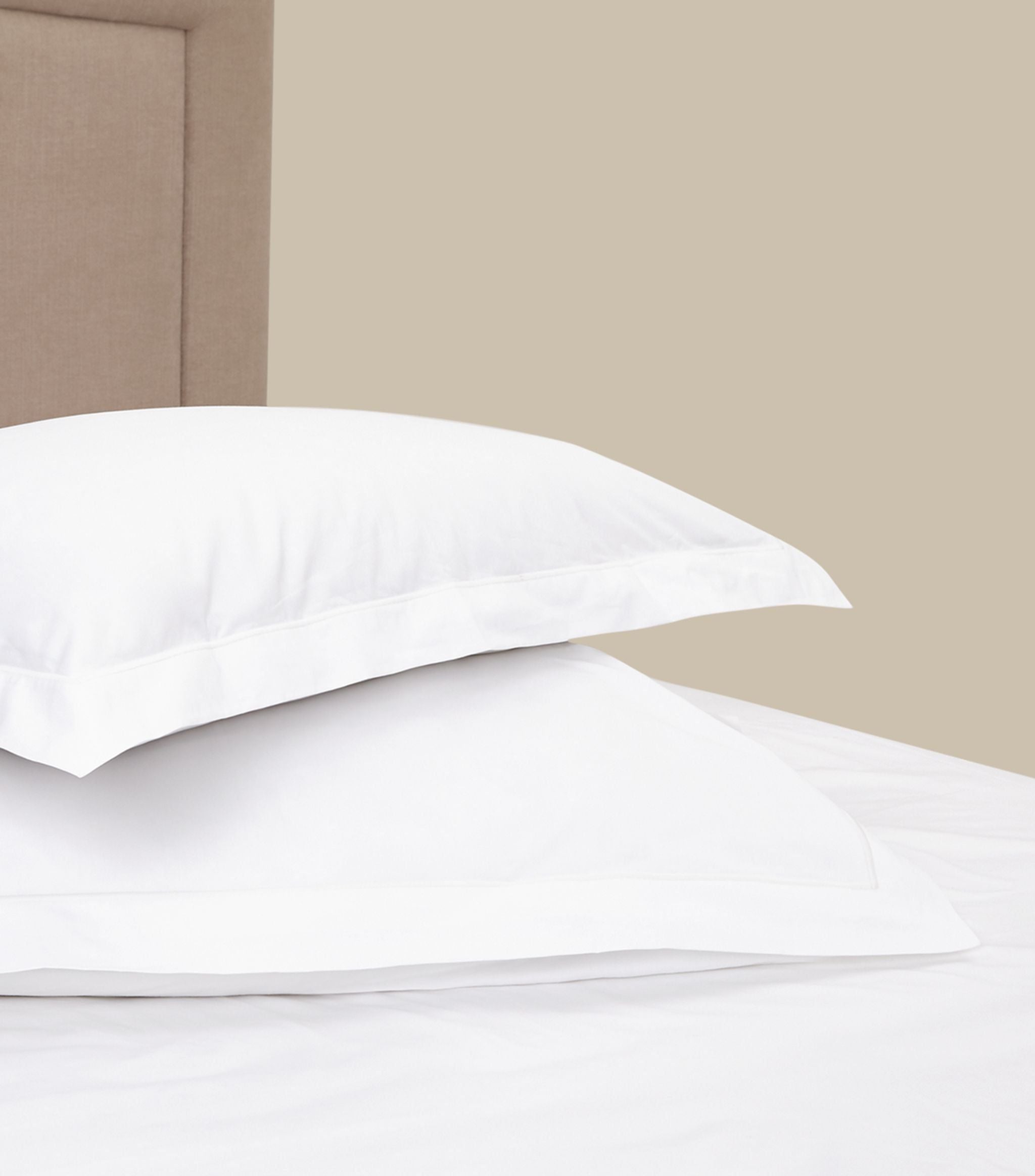 Helmshore King Fitted Sheet (150cm x 200cm) GOODS Harrods   