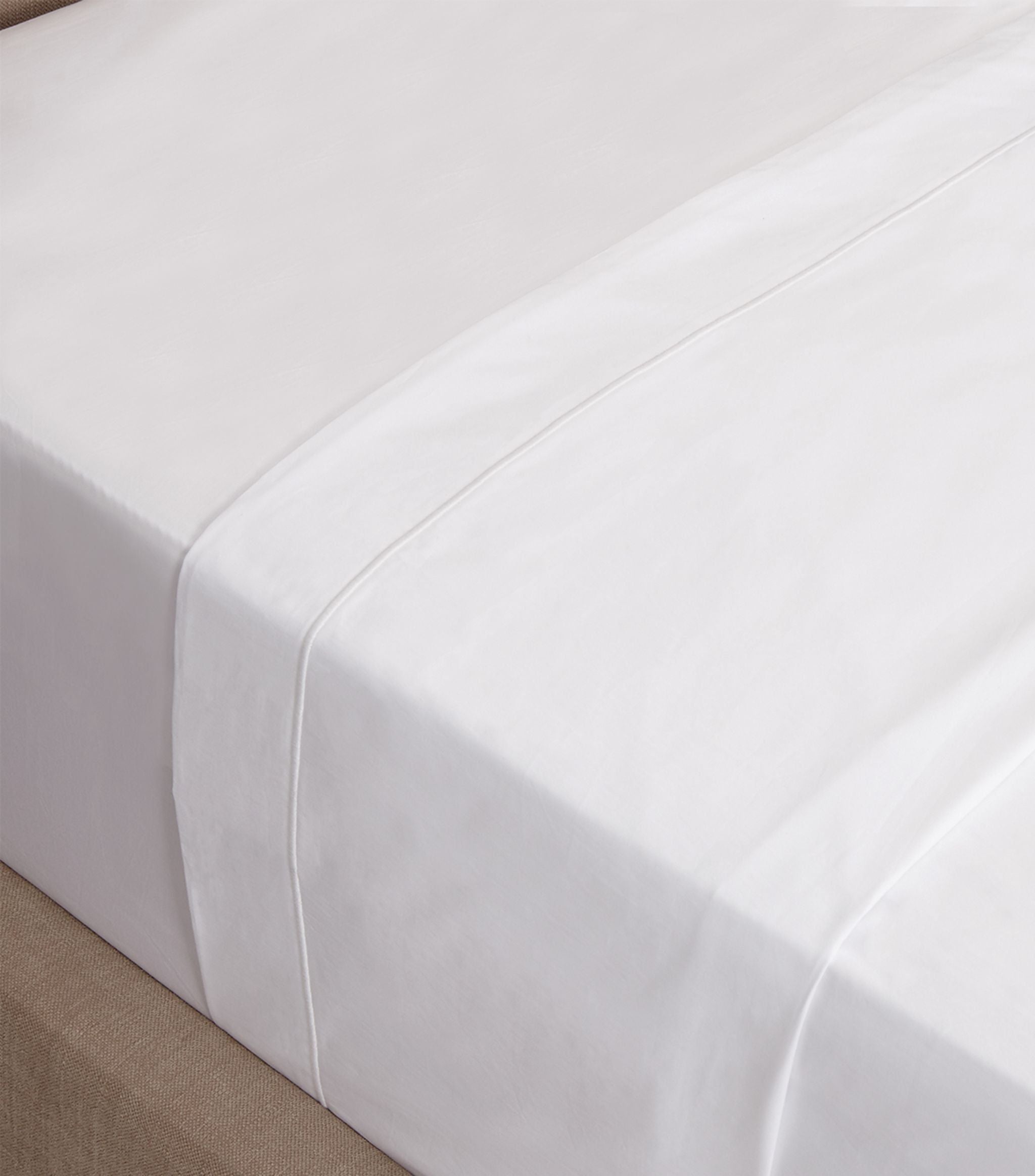 Helmshore King Fitted Sheet (150cm x 200cm) GOODS Harrods   