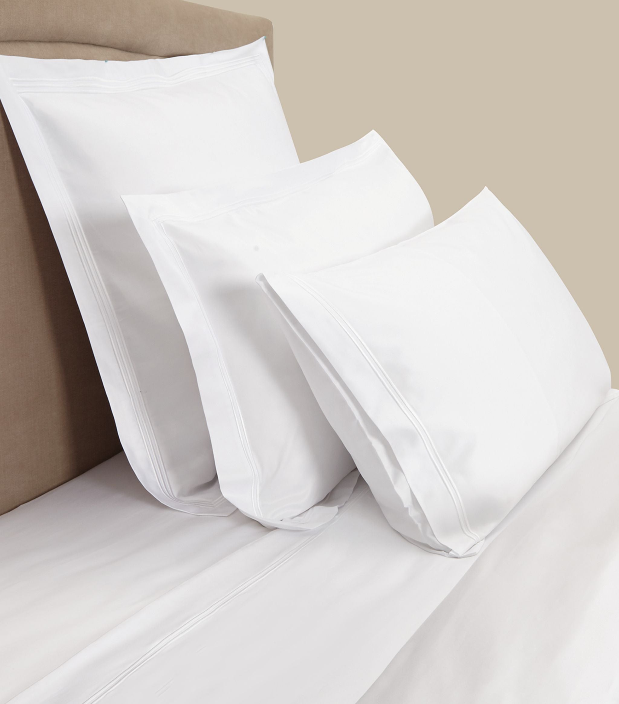 Pendle Single Fitted Sheet (90cm x 190cm) GOODS Harrods   