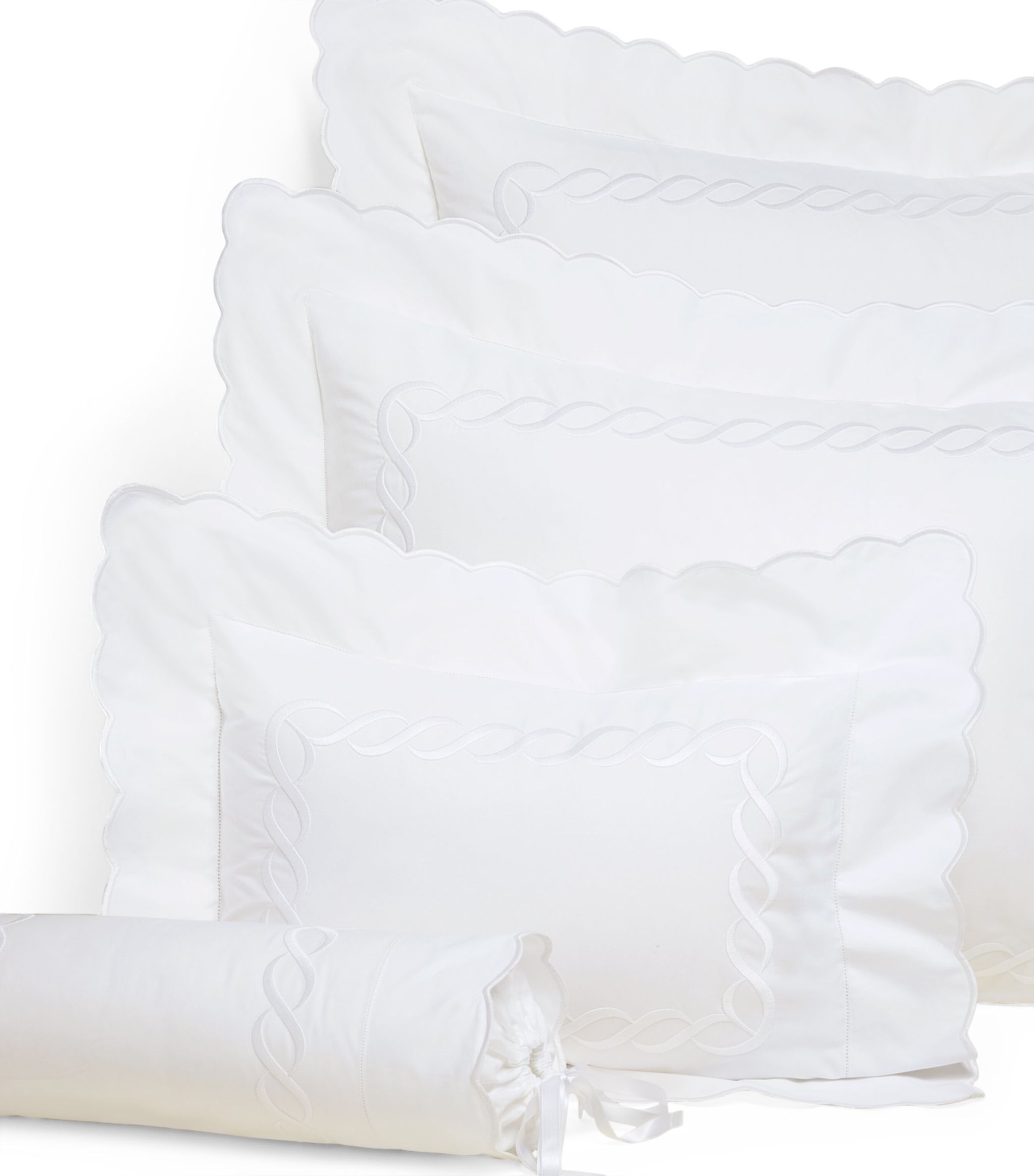 Treccia Oxford Pillowcase (30cm x 40cm) GOODS Harrods   