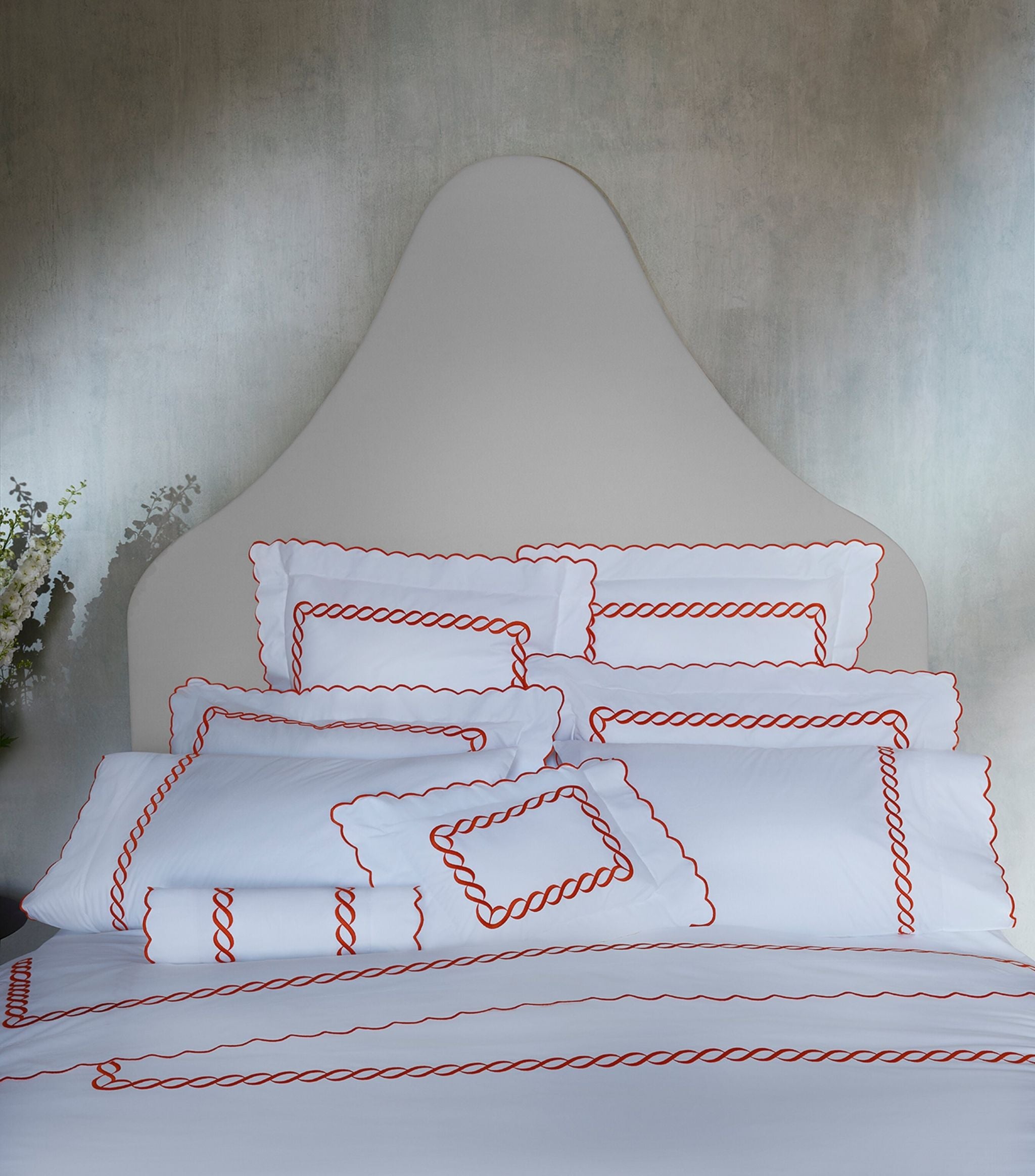 Treccia Oxford Pillowcase (50cm x 90cm) GOODS Harrods   