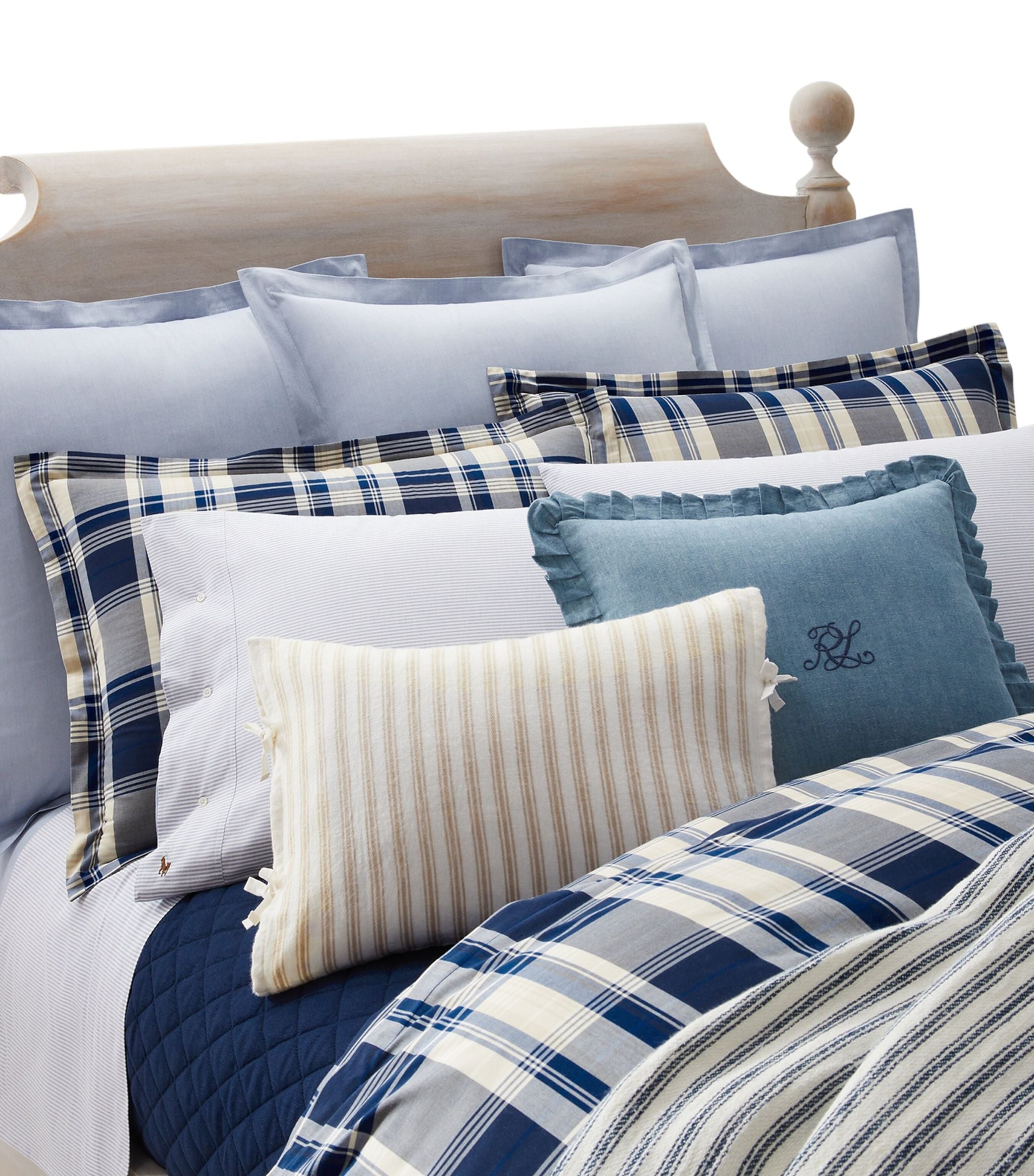 Linden Plaid Square Oxford Pillowcase (65cm x65cm) GOODS Harrods   