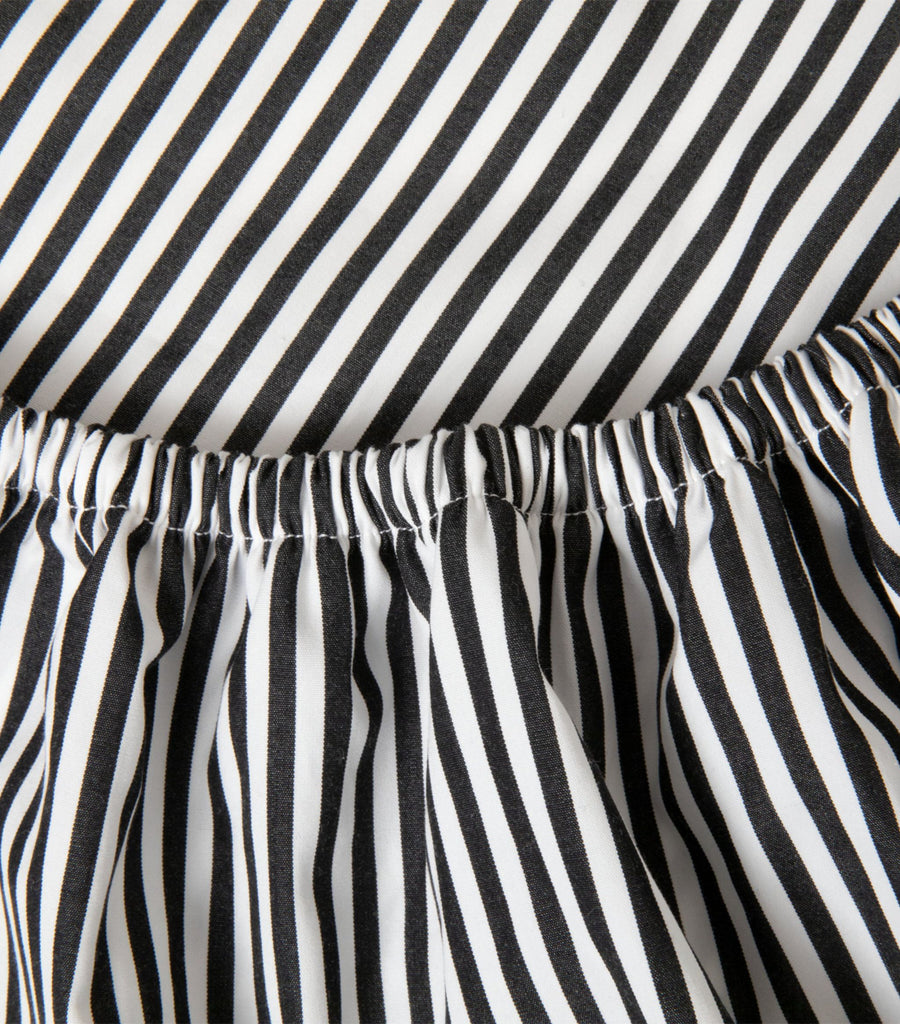 Shirting Stripe Super King Fitted Sheet (180cm x 200cm)