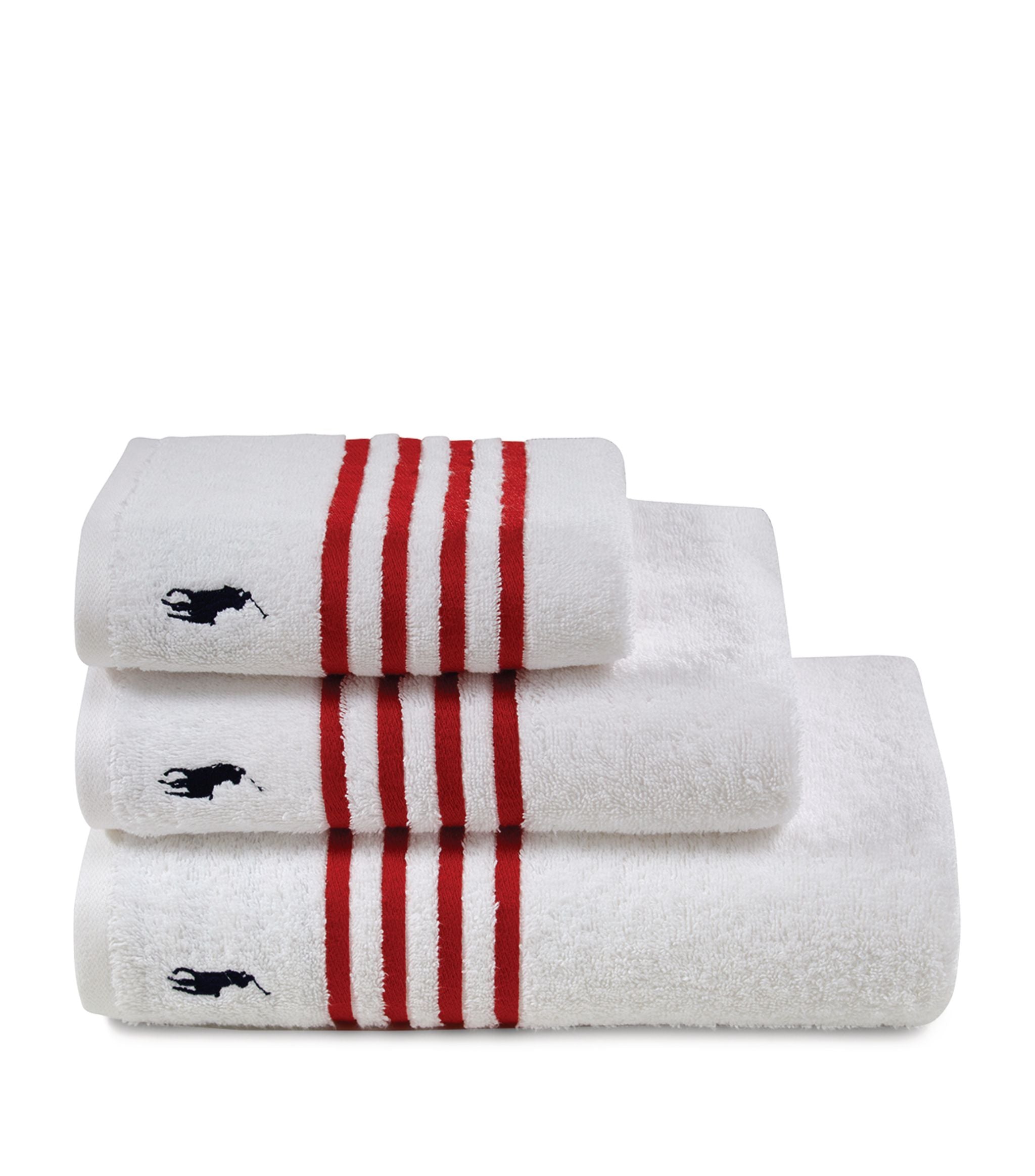 Travis Guest Towel (40cm x 75cm) GOODS Harrods   