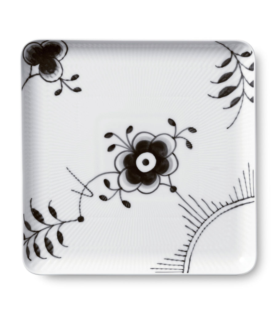 Black Fluted Mega Square Plate (20cm)