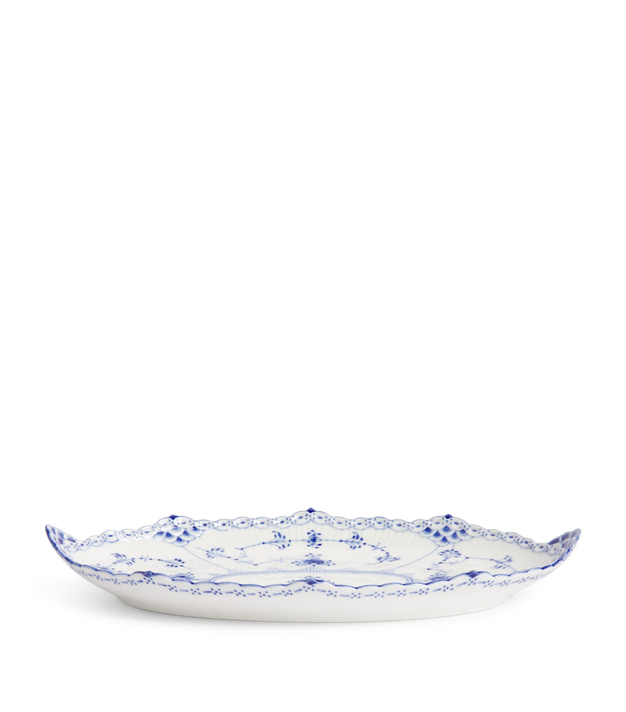 BLUE FLUTED OVAL DISH 24.5CM