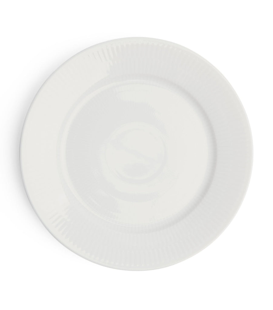 White Fluted Plate (22cm)