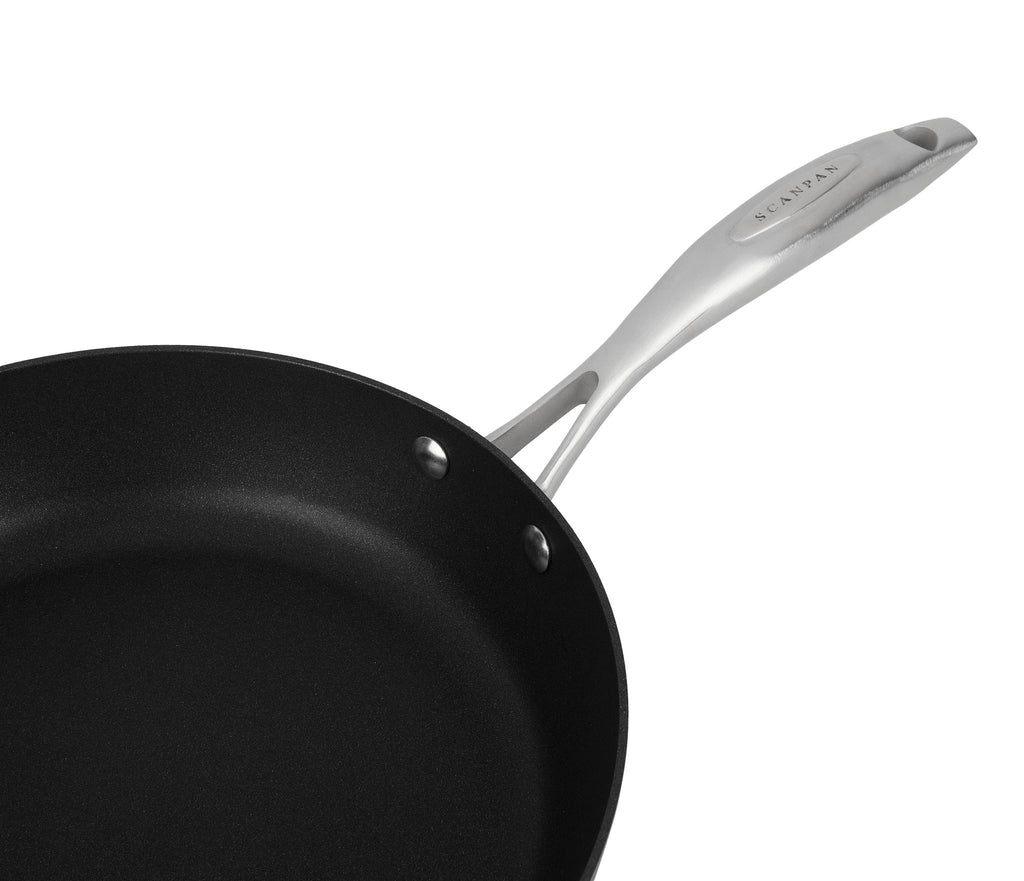 Pro IQ Saute Pan with Lid (26cm)