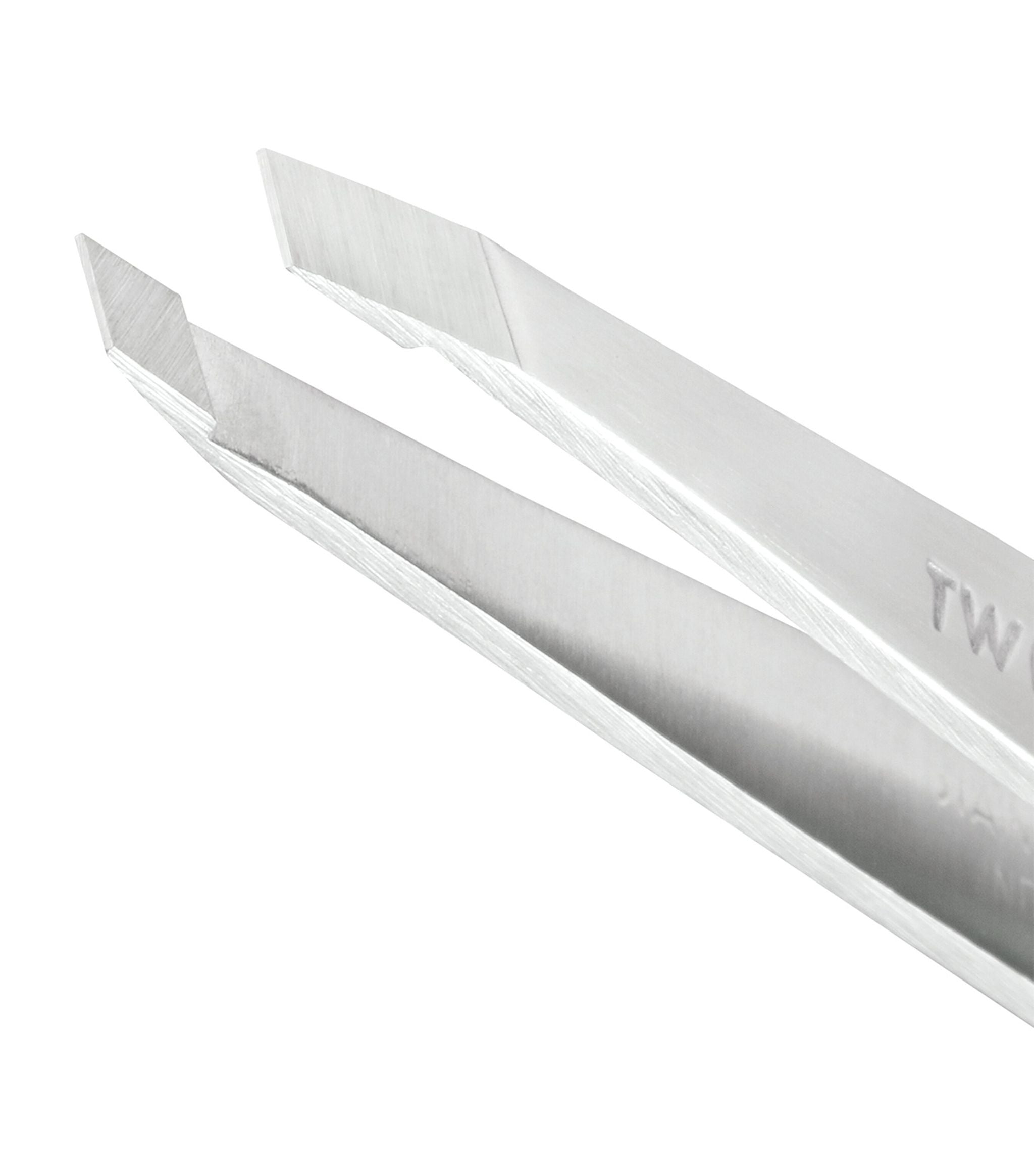 Slant Tweezer - Platinum Silver GOODS Harrods   