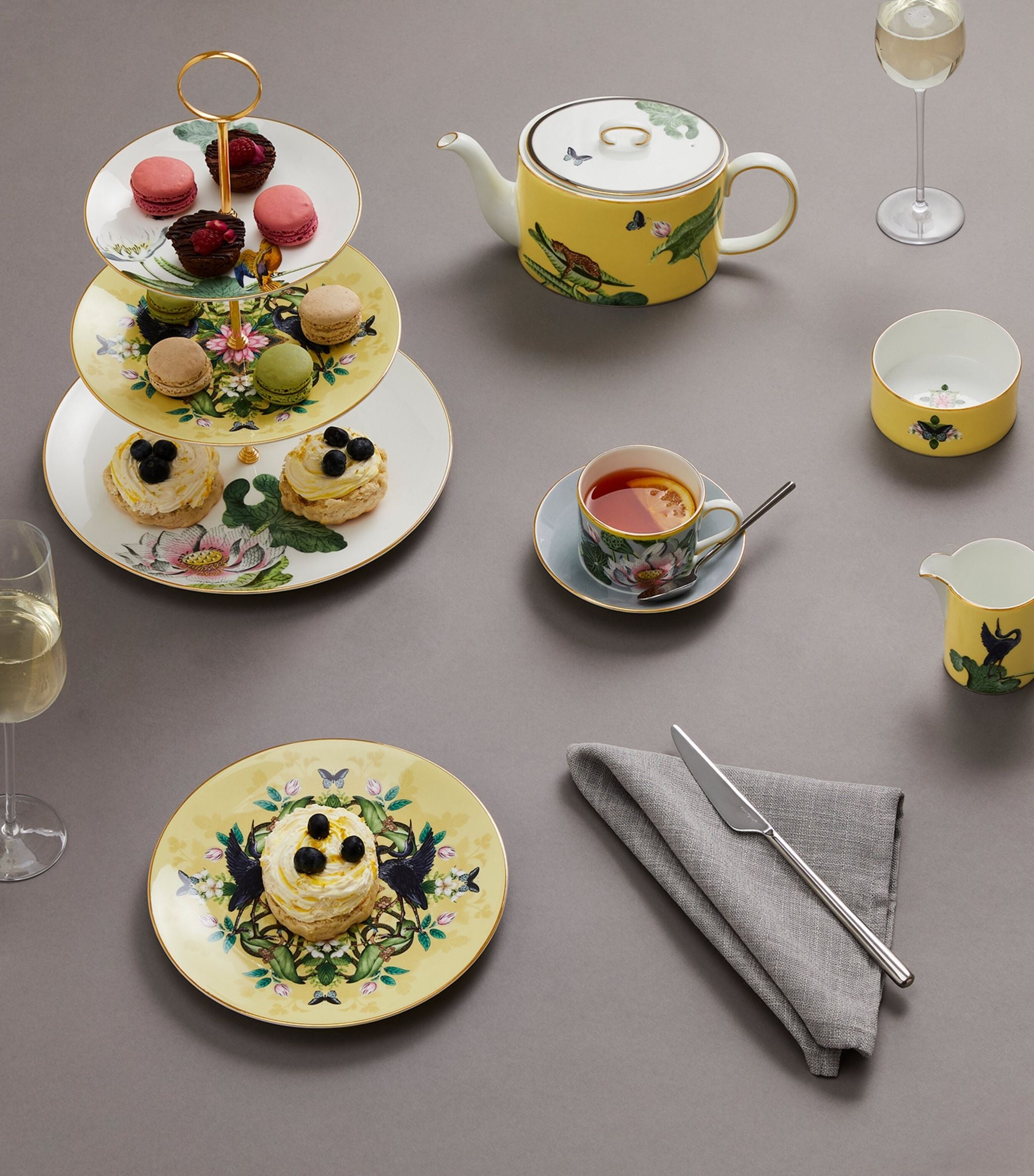 Wonderlust Waterlily Teacup and Saucer GOODS Harrods   