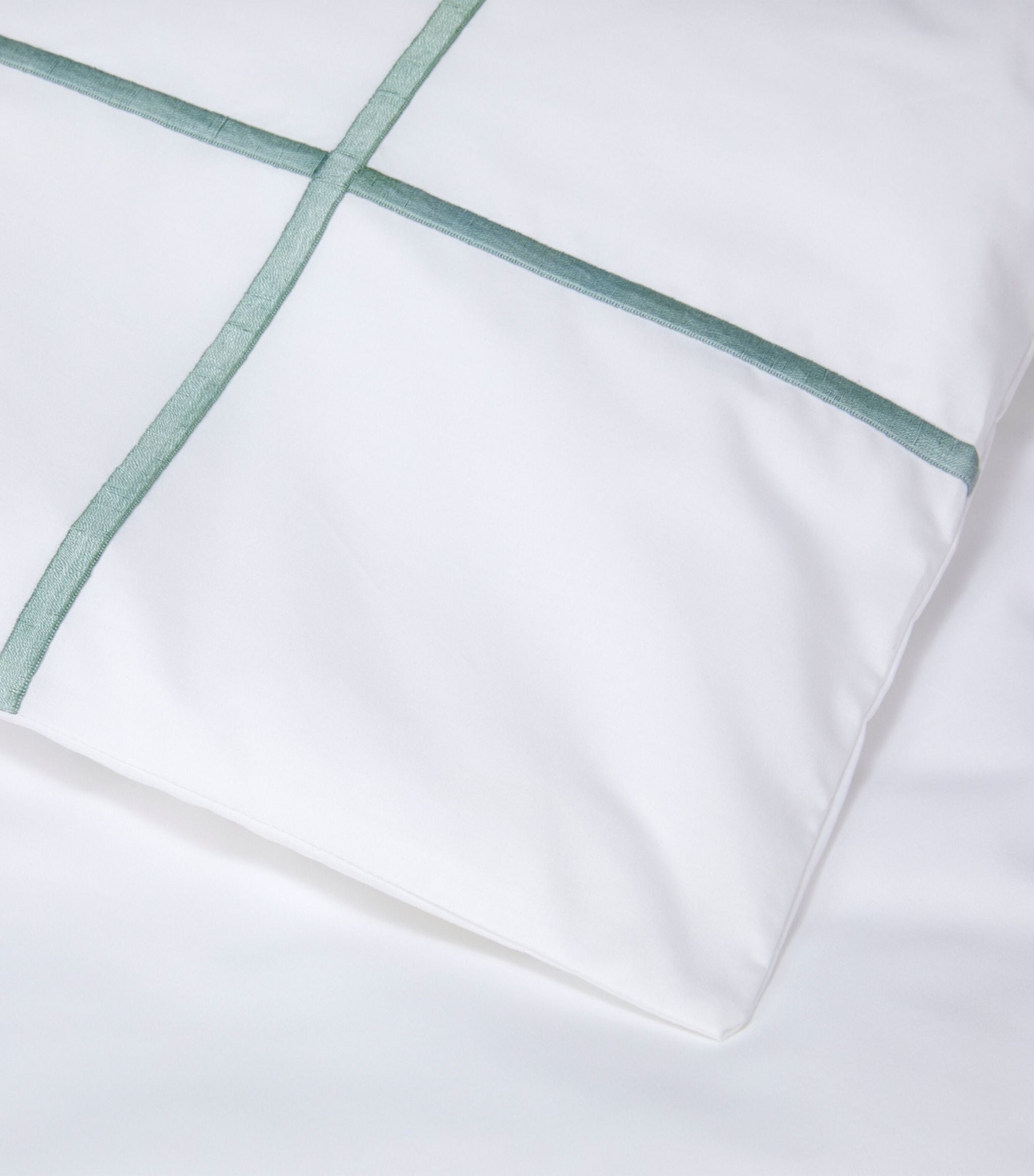 Athena Double Duvet Cover (200cm x 200cm) GOODS Harrods   