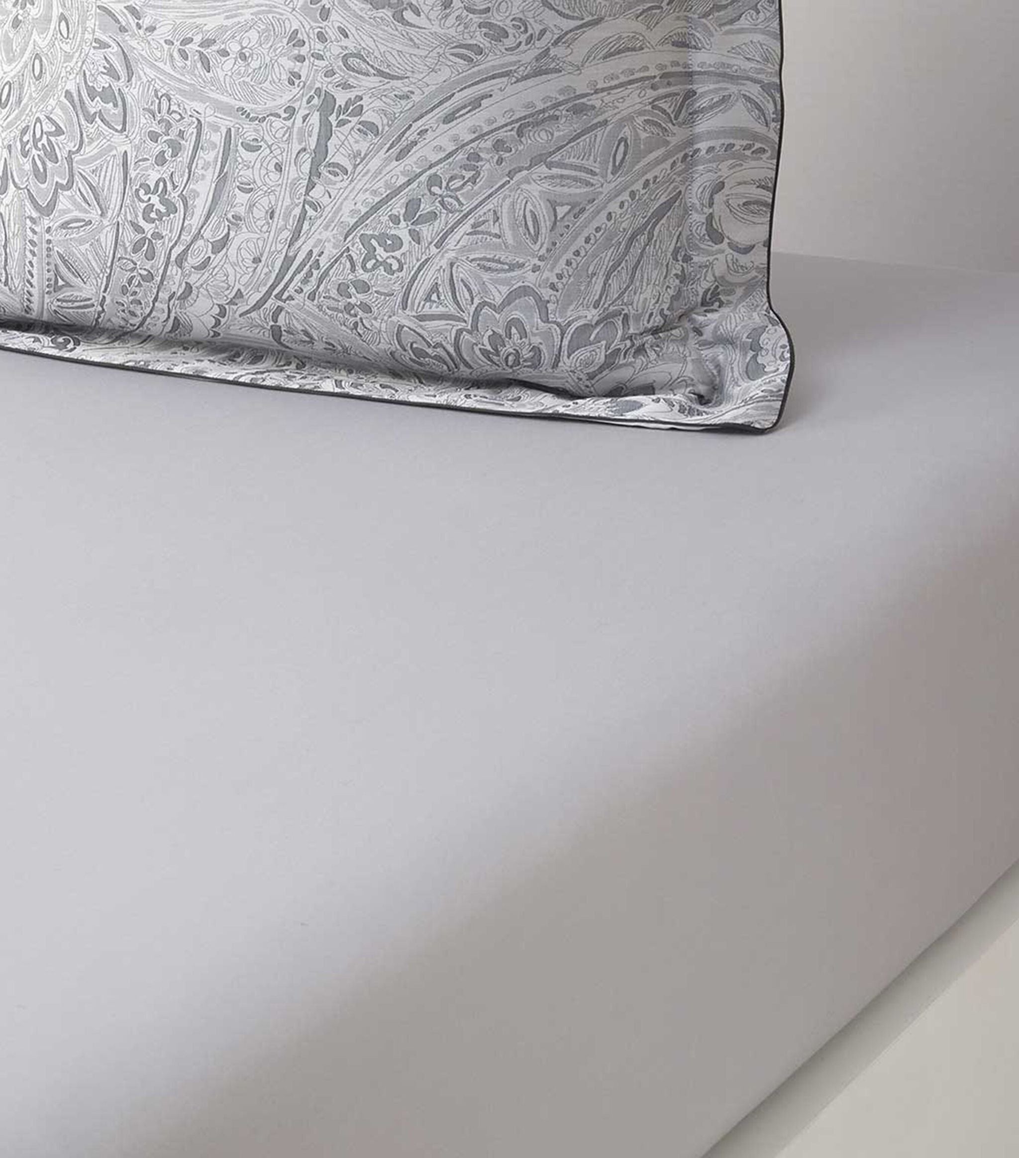 Foulard Double Fitted Sheet (135cm x 190cm) GOODS Harrods   