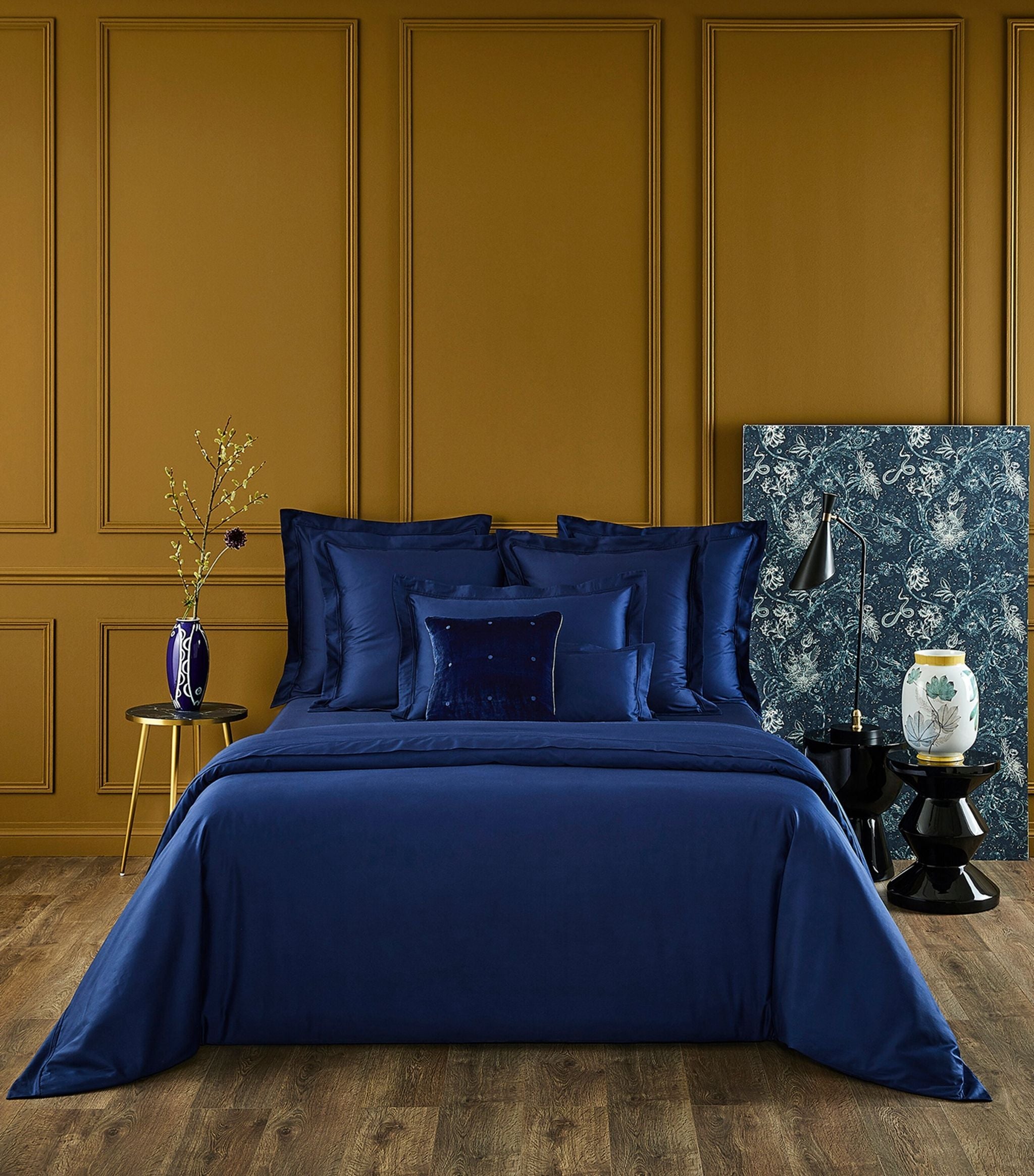 Triomphe Super King Duvet Cover (260cm x 220cm) GOODS Harrods   